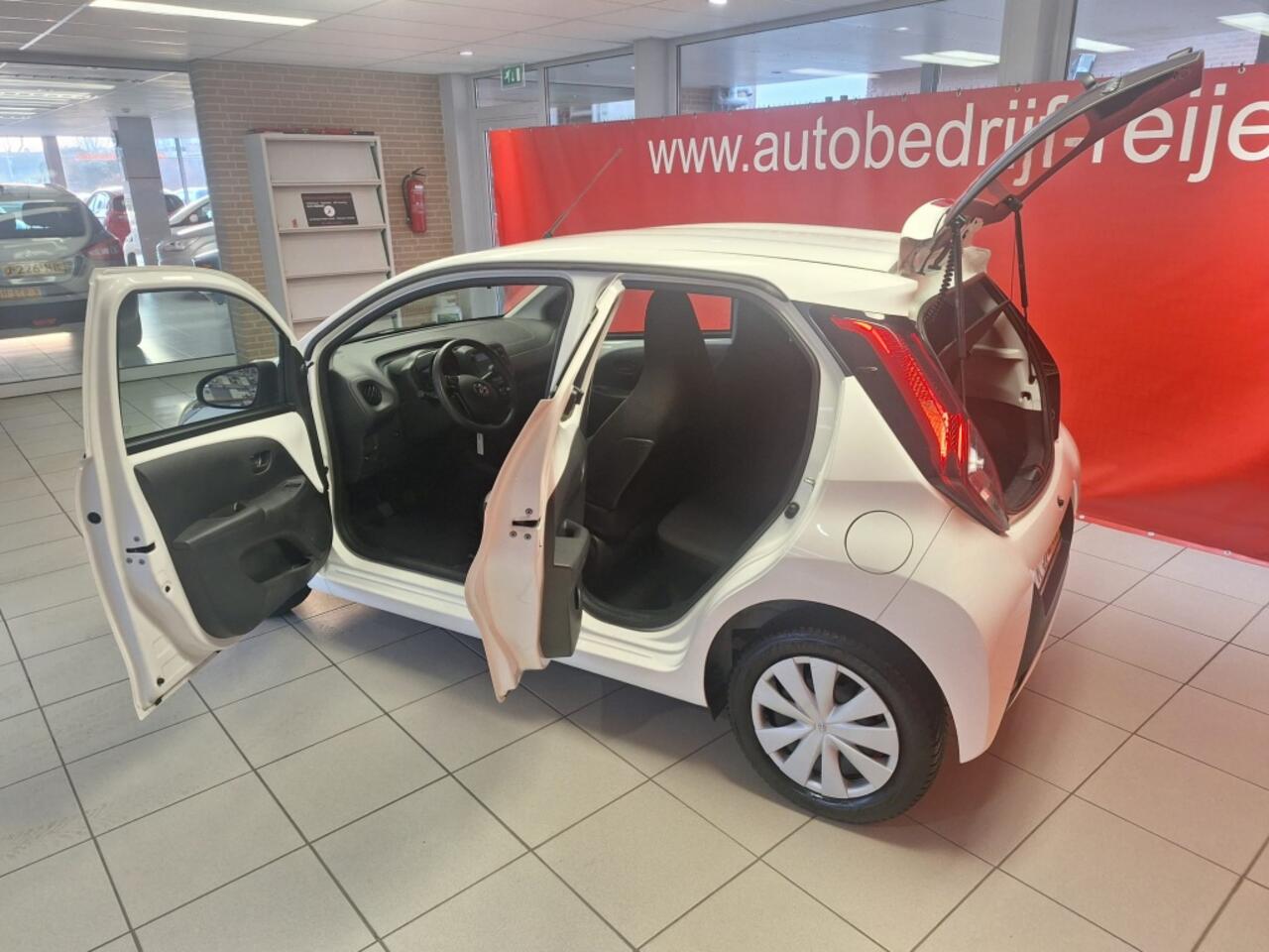 Toyota AYGO 1.0 VVT-i x-fun, Airco, 12 mnd Bovag garantie
