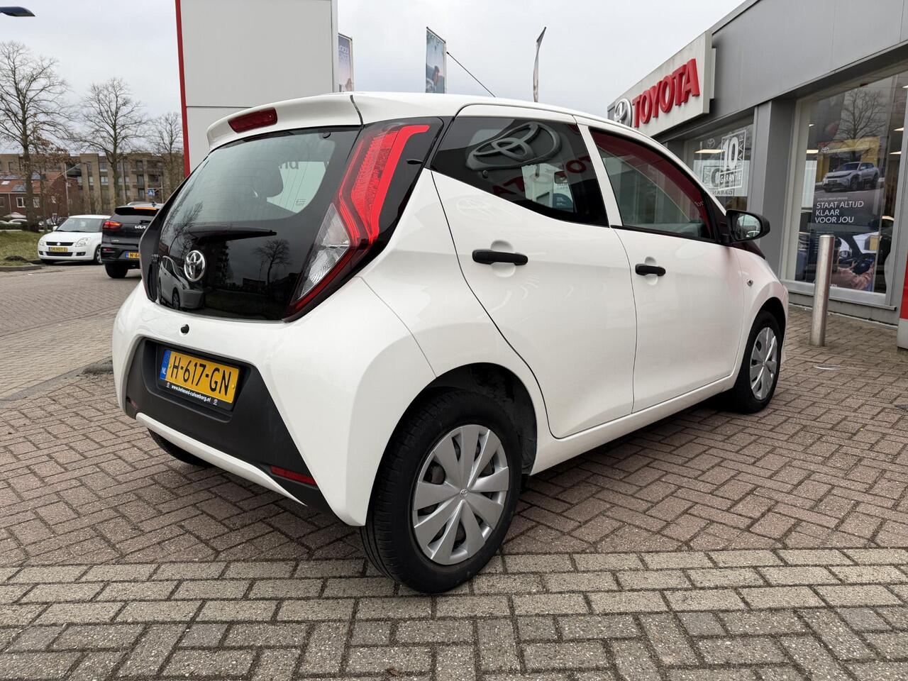 Toyota AYGO 1.0 VVT-i x-fun Eerste eigenaar | lage kilometerstand | Airco