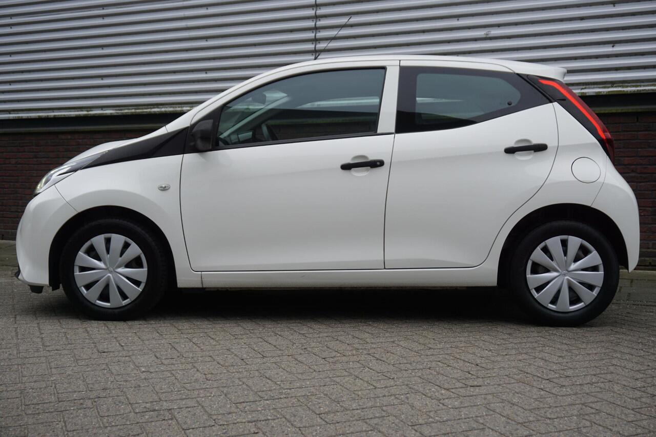 Toyota AYGO 1.0 VVT-i x-fun | Led | Bluetooth | Cruise Control