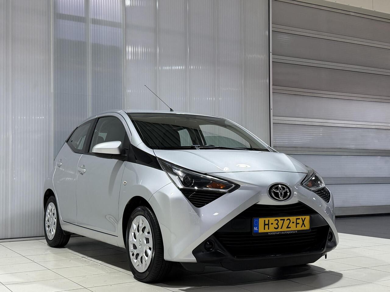 Toyota AYGO 1.0 VVT-i x-play