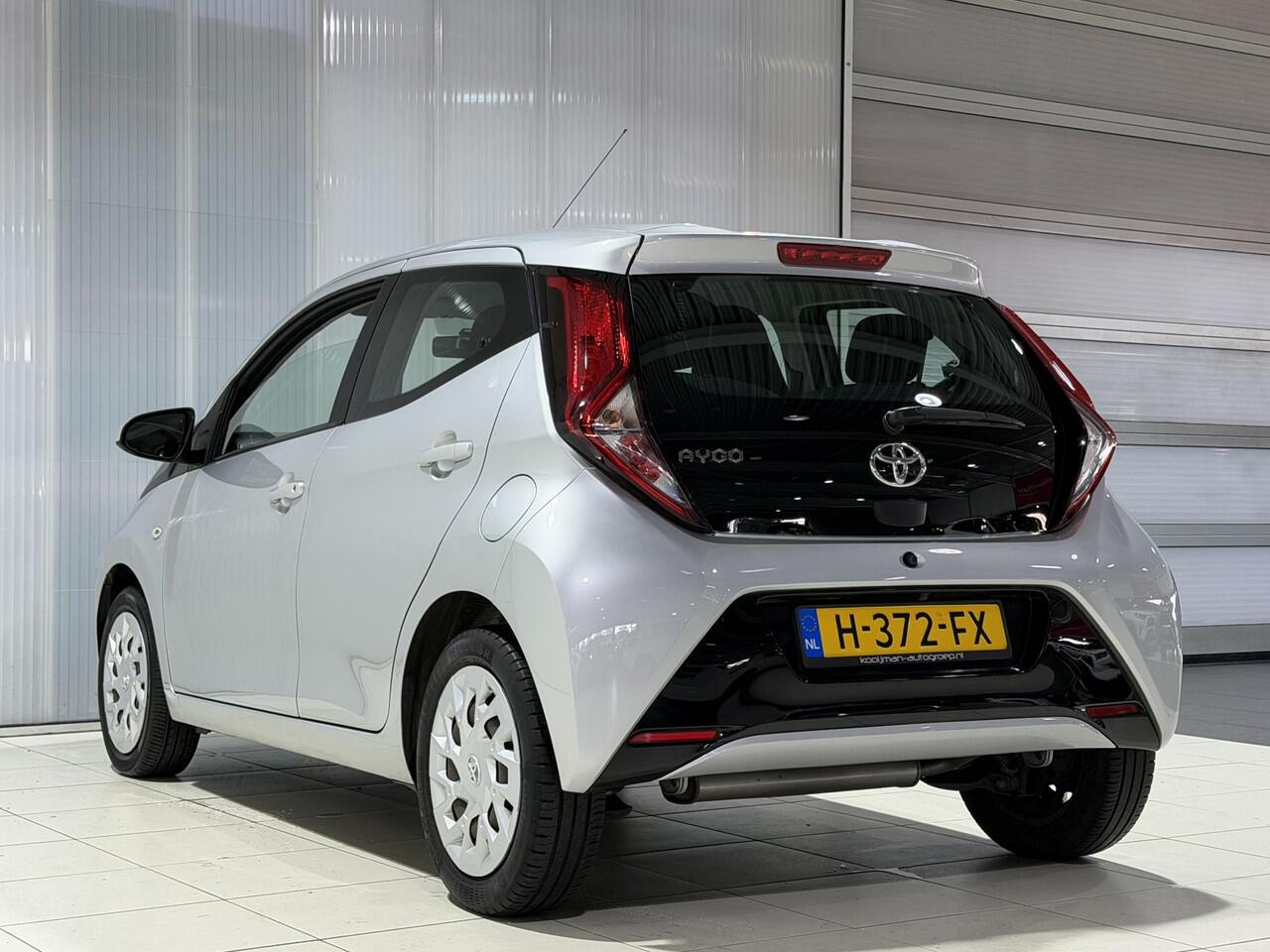 Toyota AYGO 1.0 VVT-i x-play