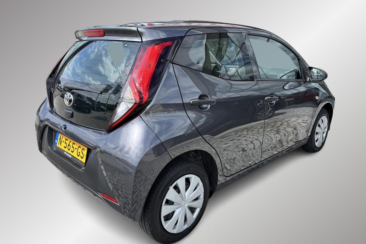 Toyota AYGO 1.0 VVT-i x-fun, Bluetooth, Airco Cruise control