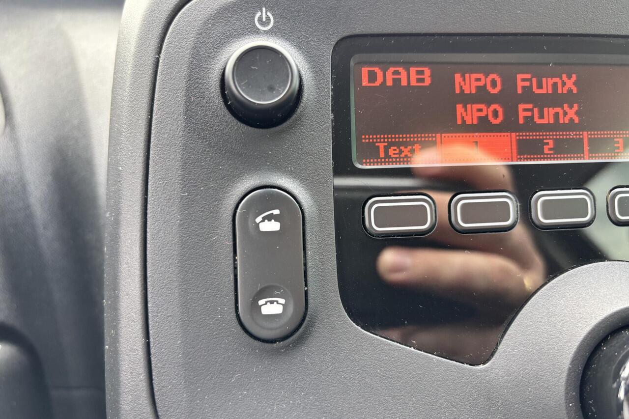 Toyota AYGO 1.0 VVT-i x-fun, Bluetooth, Airco Cruise control