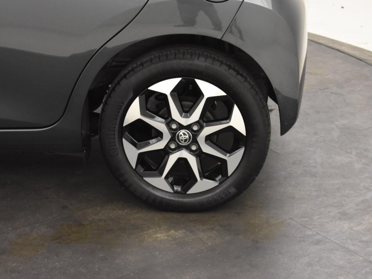 Toyota AYGO 1.0 VVT-i x-joy | Climate Controll | Camera | Carplay