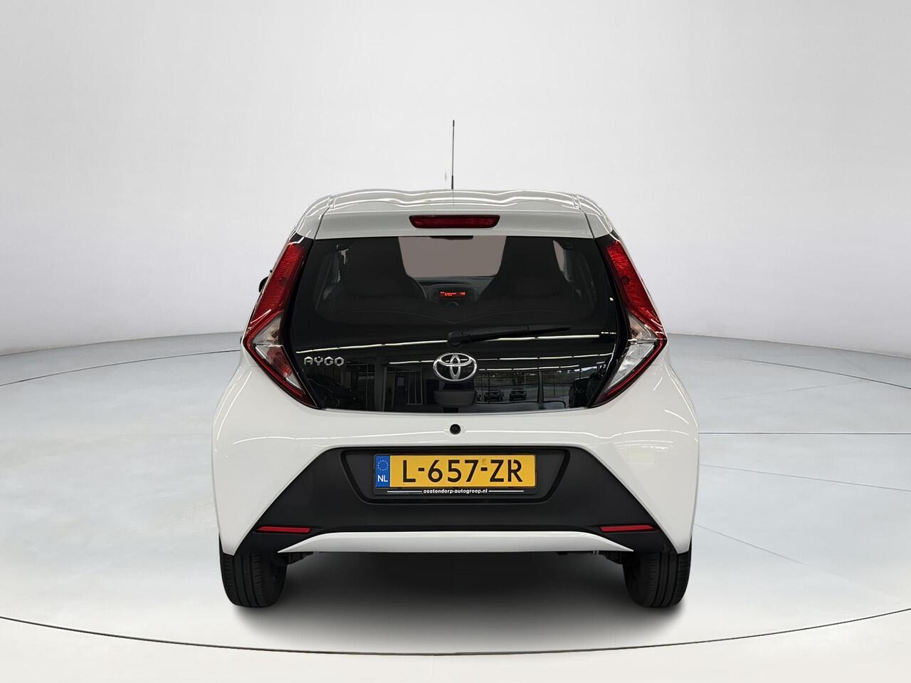 Toyota AYGO 1.0 VVT-i x-fun