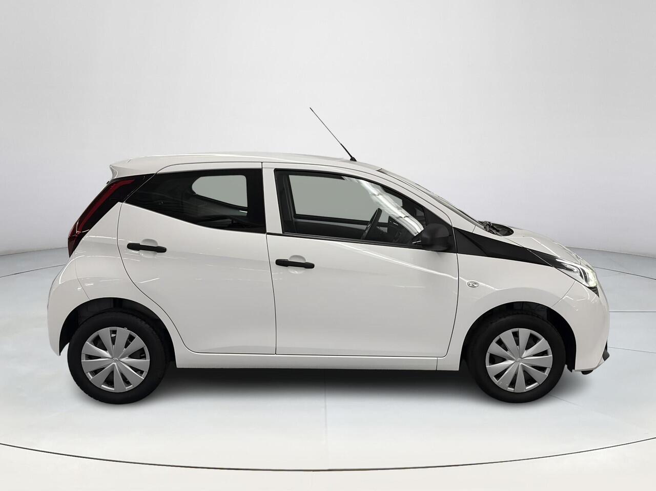 Toyota AYGO 1.0 VVT-i x-fun