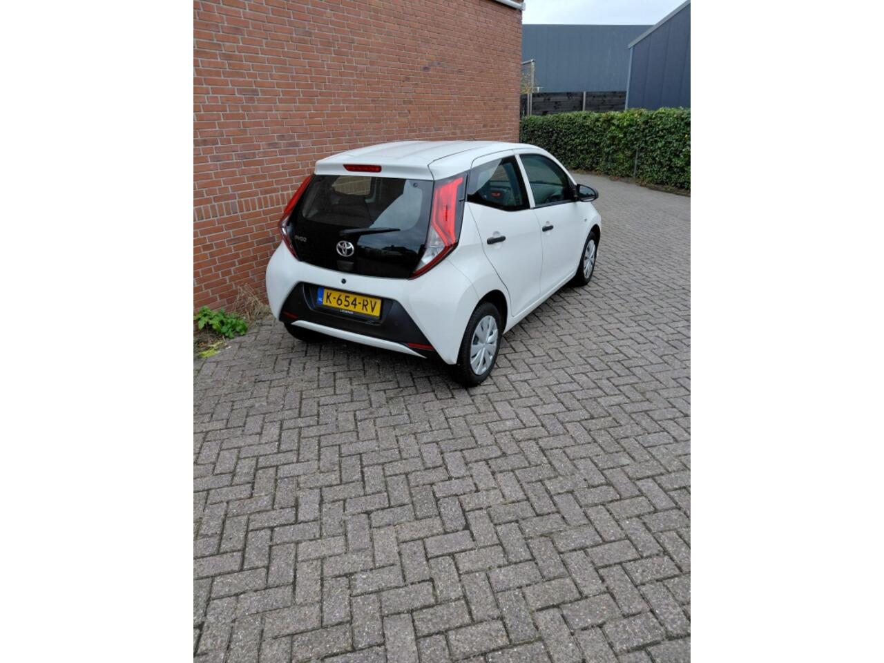 Toyota AYGO 1.0 VVT-i x-fun