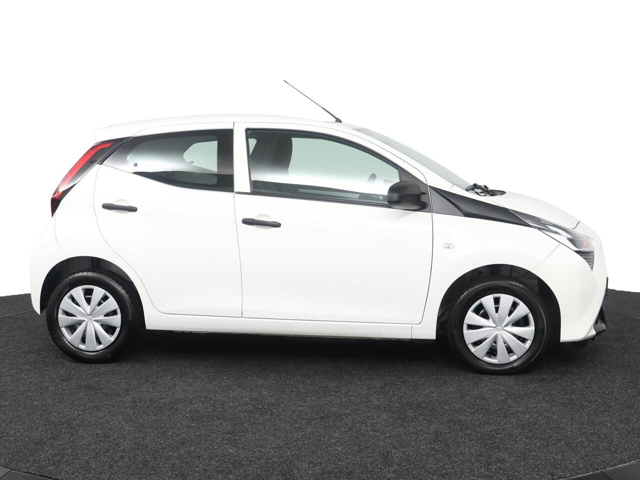 Toyota AYGO 1.0 VVT-i x-fun | airco | Bluetooth |