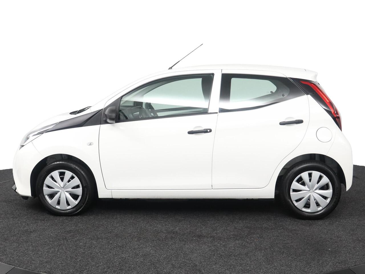 Toyota AYGO 1.0 VVT-i x-fun | airco | Bluetooth |