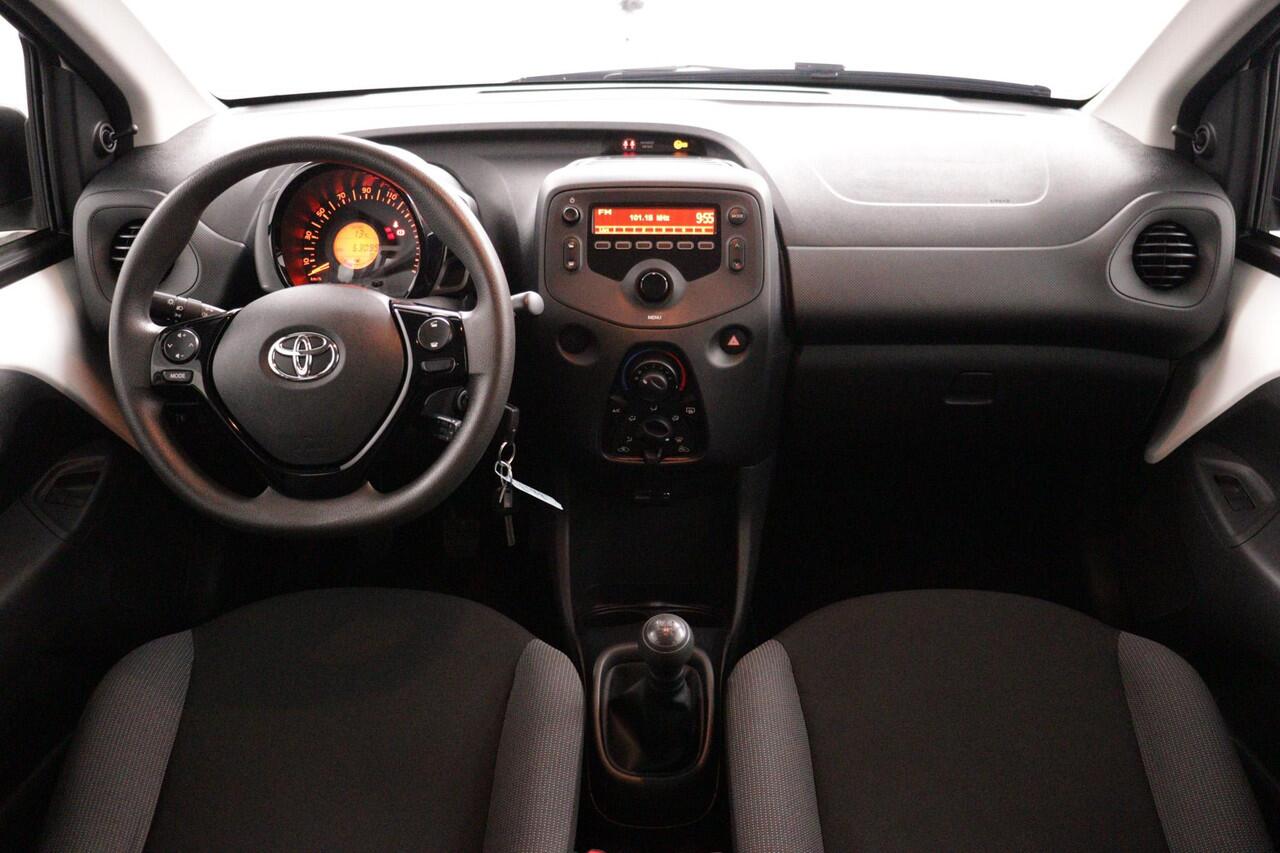 Toyota AYGO 1.0 VVT-i x-fun | airco | Bluetooth |
