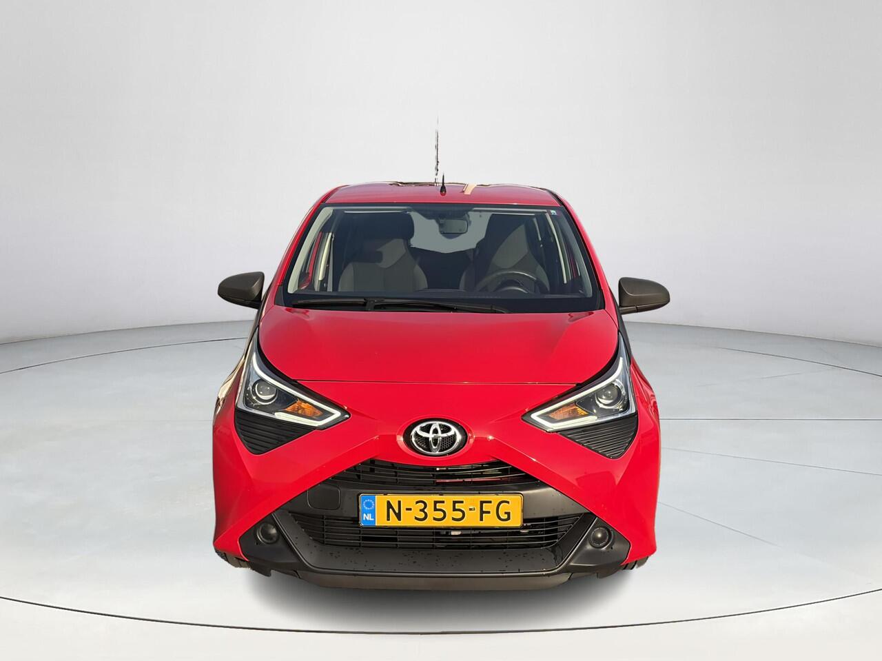 Toyota AYGO 1.0 VVT-i x-fun
