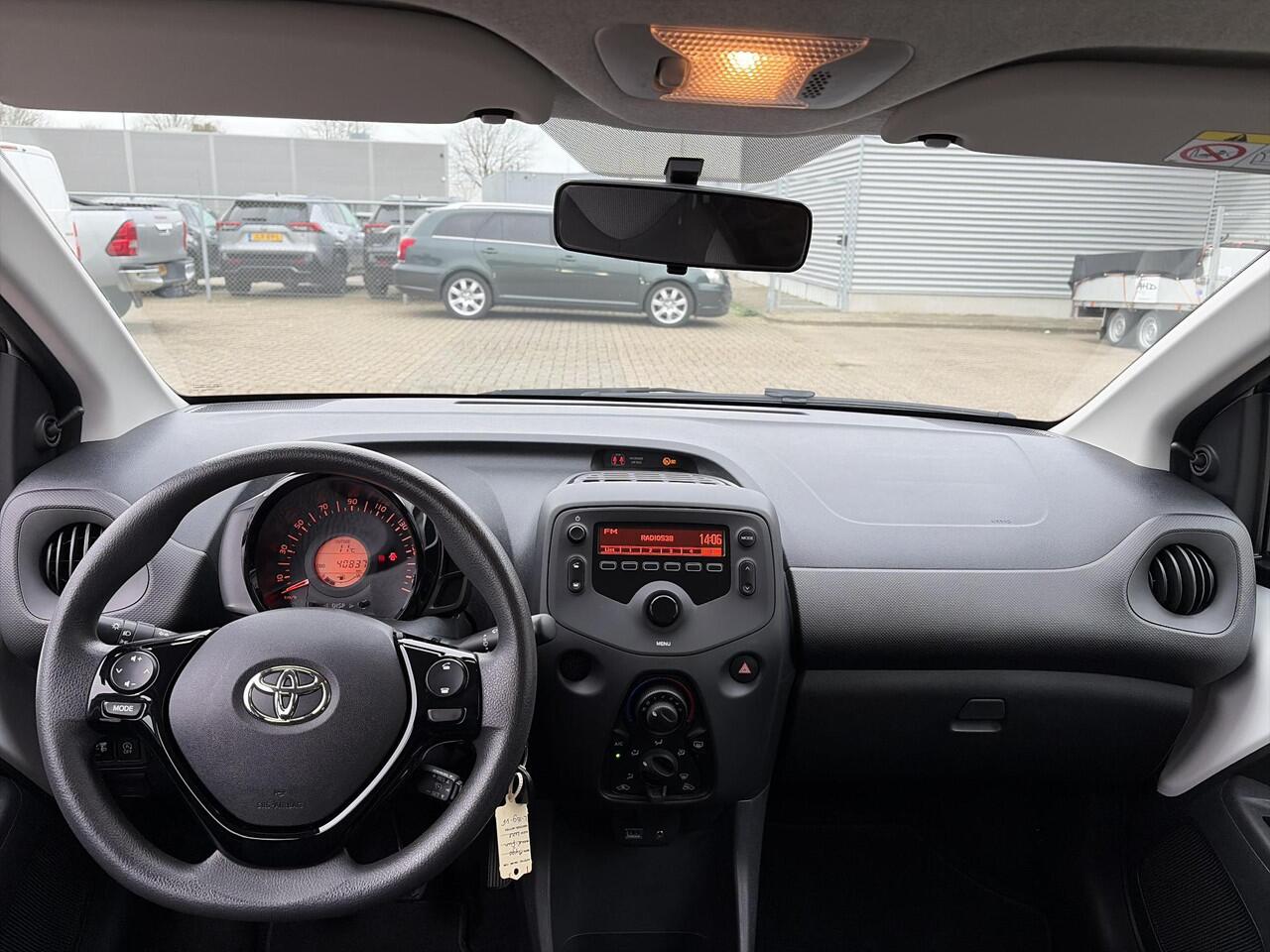 Toyota AYGO 1.0 VVT-i x-fun