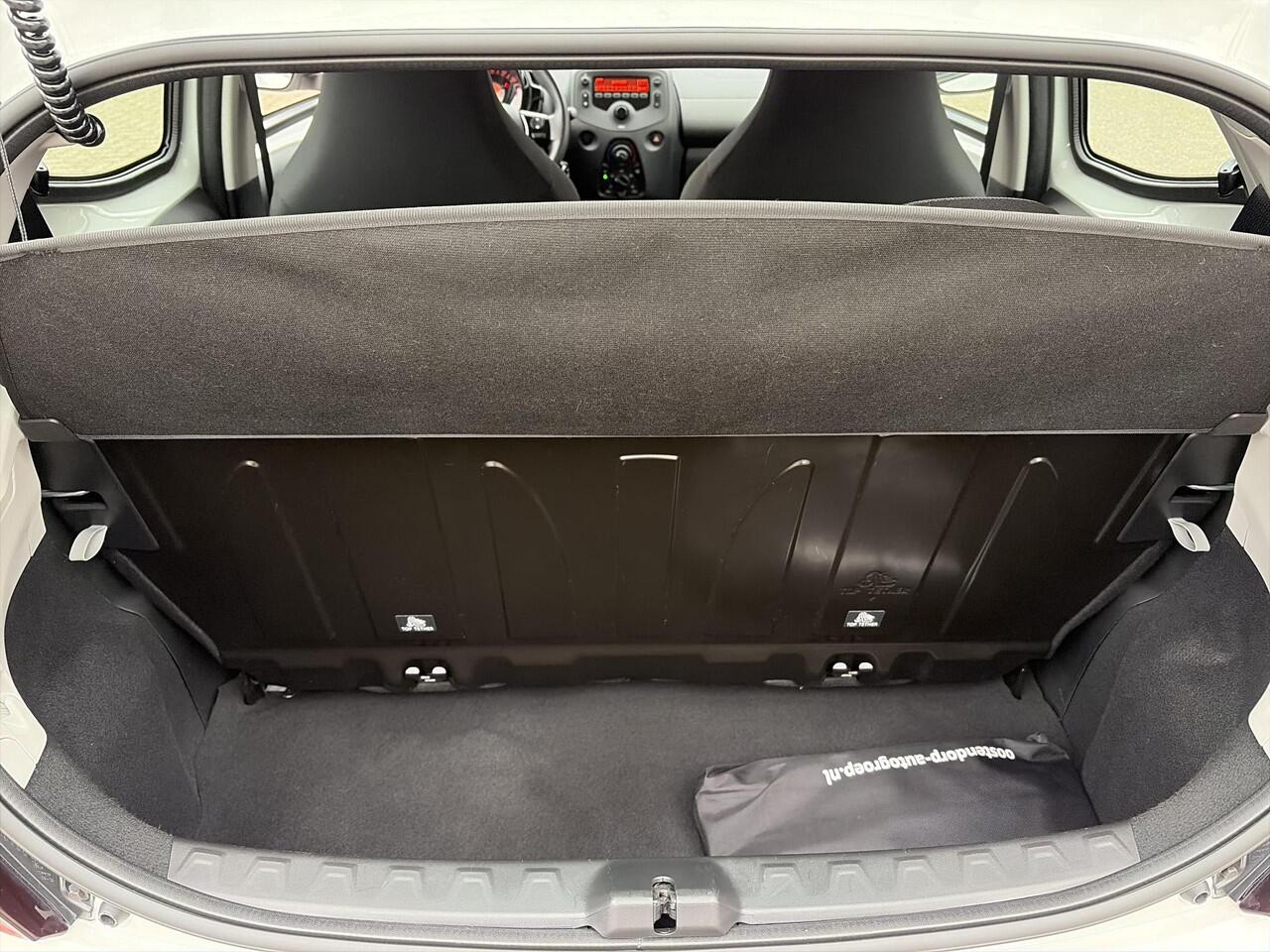 Toyota AYGO 1.0 VVT-i x-fun