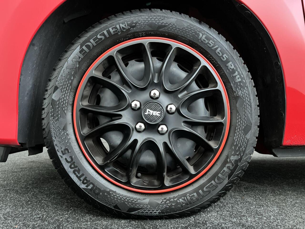 Toyota AYGO 1.0 VVT-i x-fun