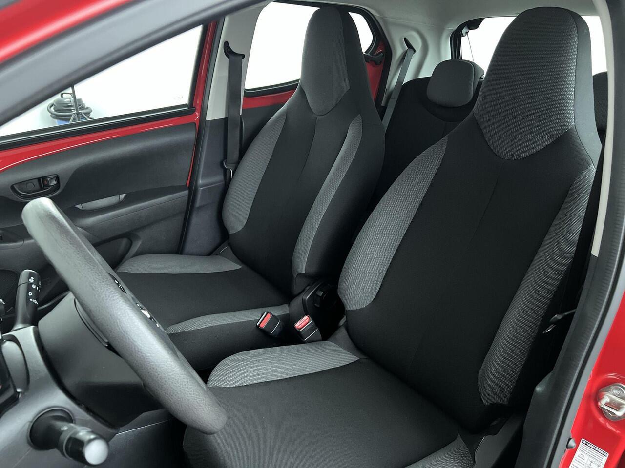 Toyota AYGO 1.0 VVT-i x-fun