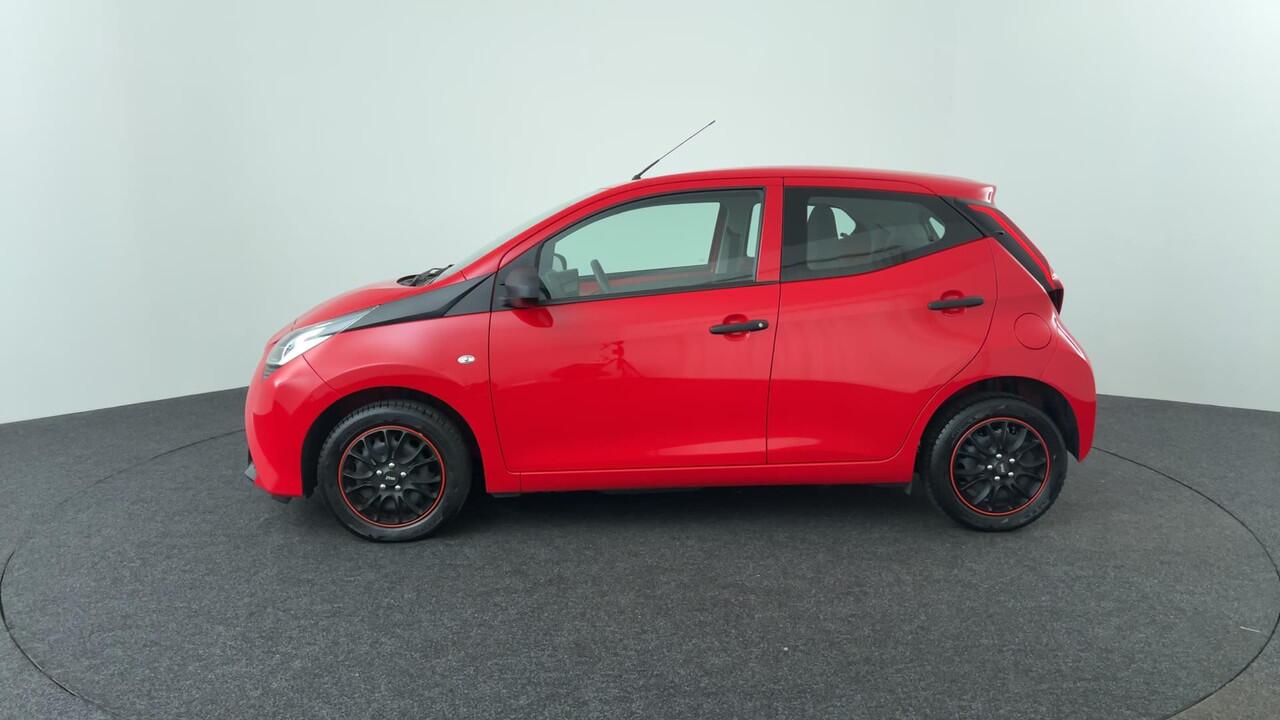 Toyota AYGO 1.0 VVT-i x-fun
