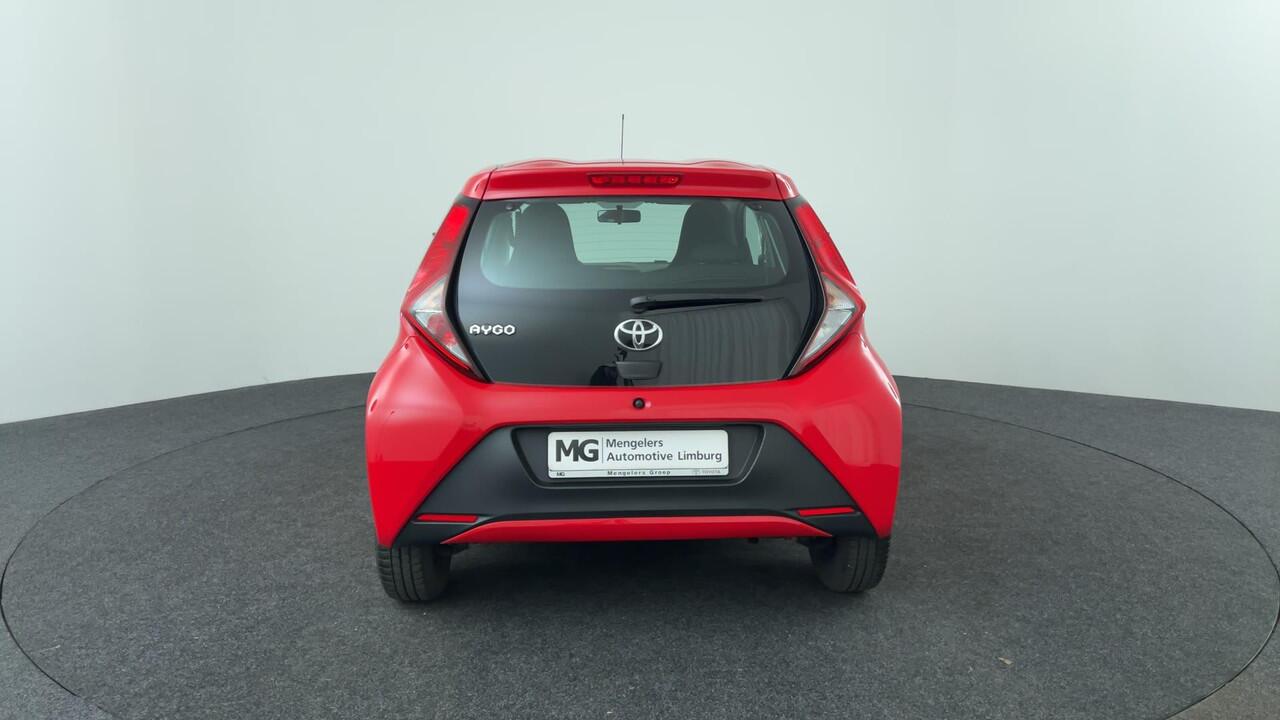 Toyota AYGO 1.0 VVT-i x-fun
