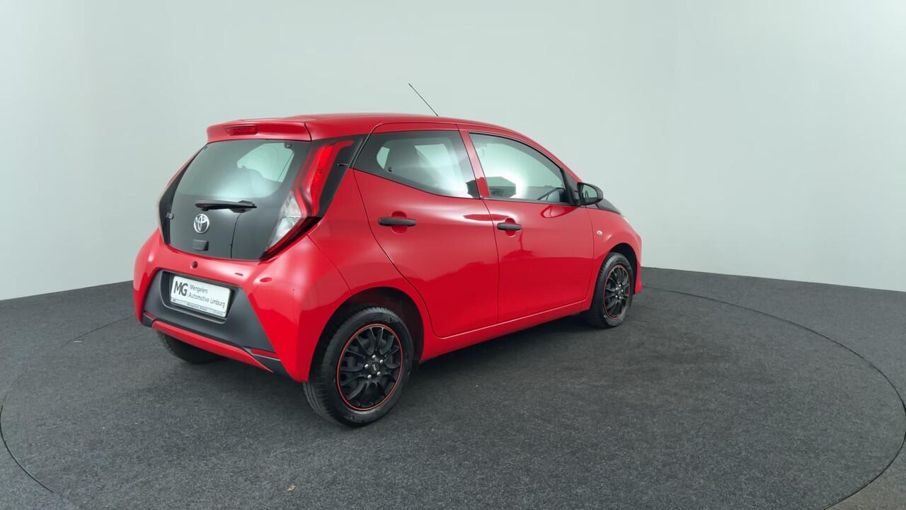 Toyota AYGO 1.0 VVT-i x-fun