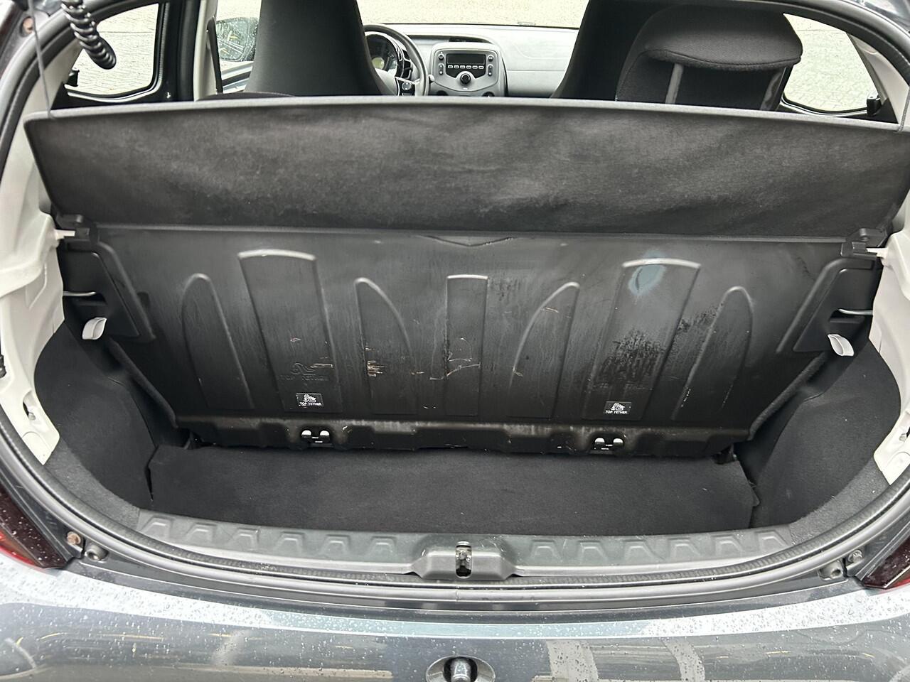 Toyota AYGO 1.0 VVT-i x-fun