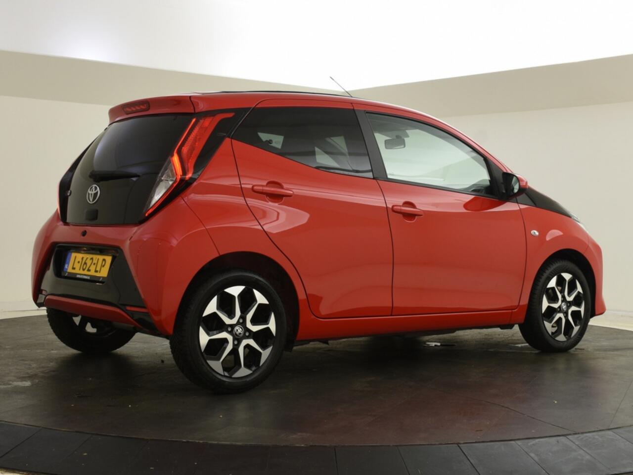 Toyota AYGO 1.0 VVT-i x-joy cabrio | Carplay | Climatronic | DAB
