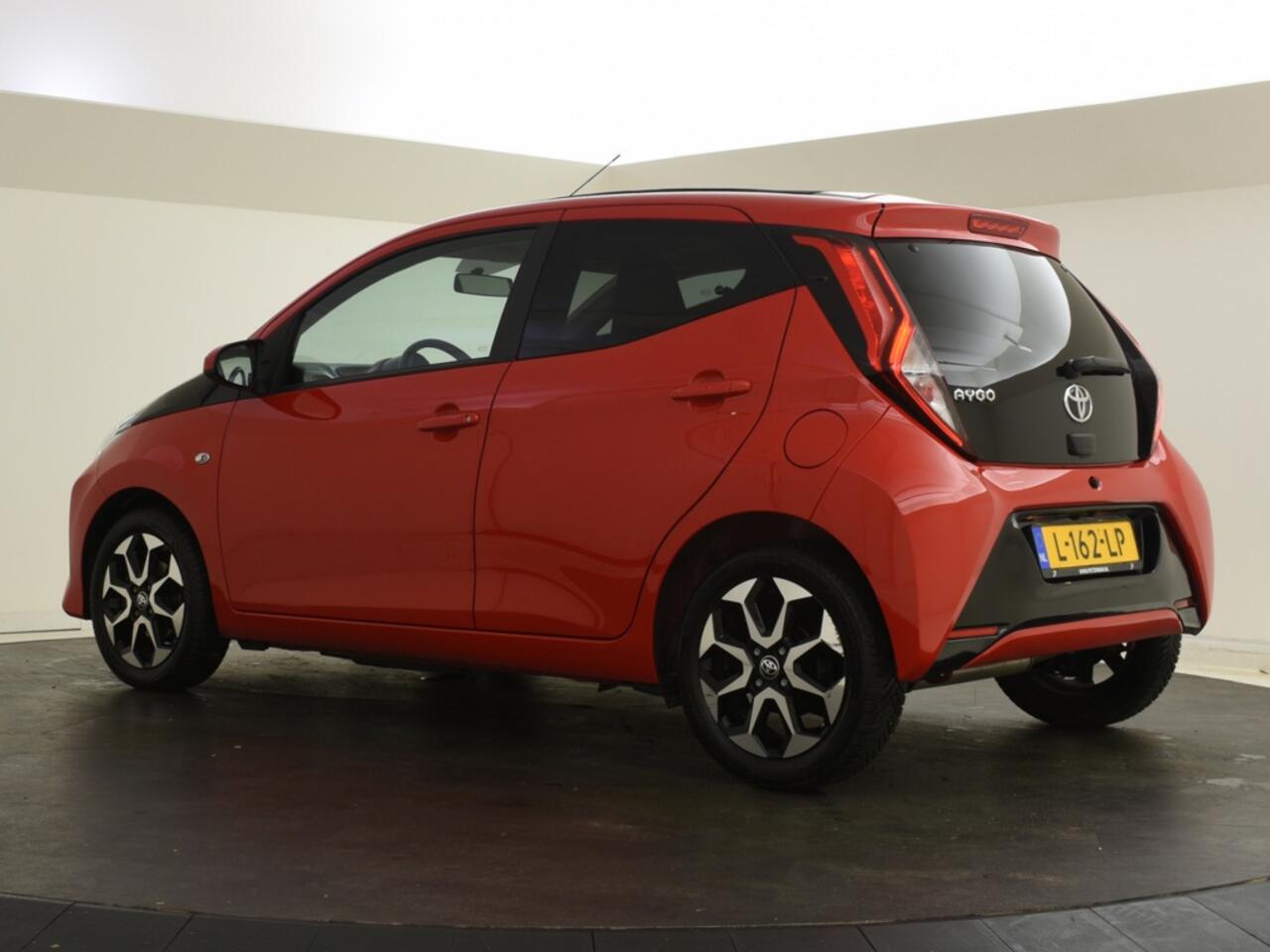Toyota AYGO 1.0 VVT-i x-joy cabrio | Carplay | Climatronic | DAB