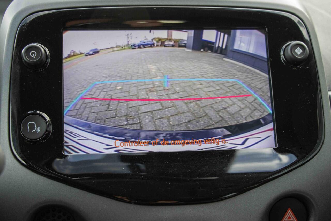 Toyota AYGO 1.0 VVT-i x-play Team D