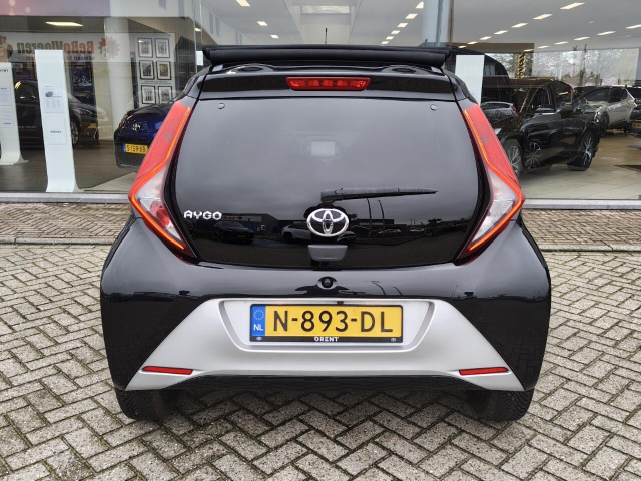 Toyota AYGO 1.0 VVT-i x-joy cabrio | El. Schuif-Kanteldak | All seasons | An