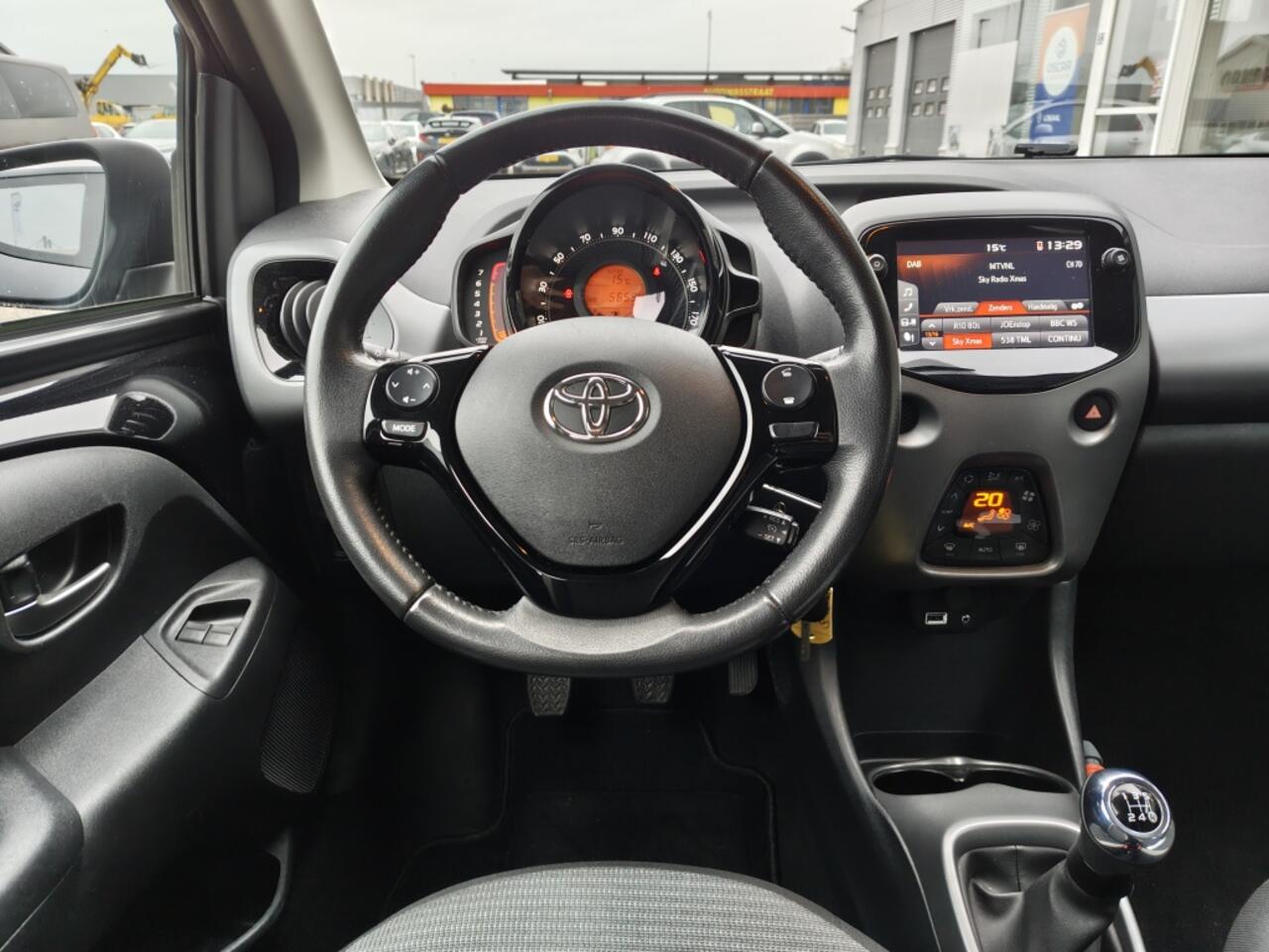 Toyota AYGO 1.0 VVT-i x-joy cabrio | El. Schuif-Kanteldak | All seasons | An