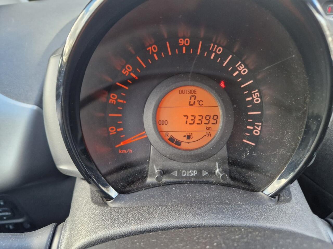 Toyota AYGO 1.0 VVT-I X-PLAY Sport Camera Climate PDC Cruise Ctrl. LM 16Zwart