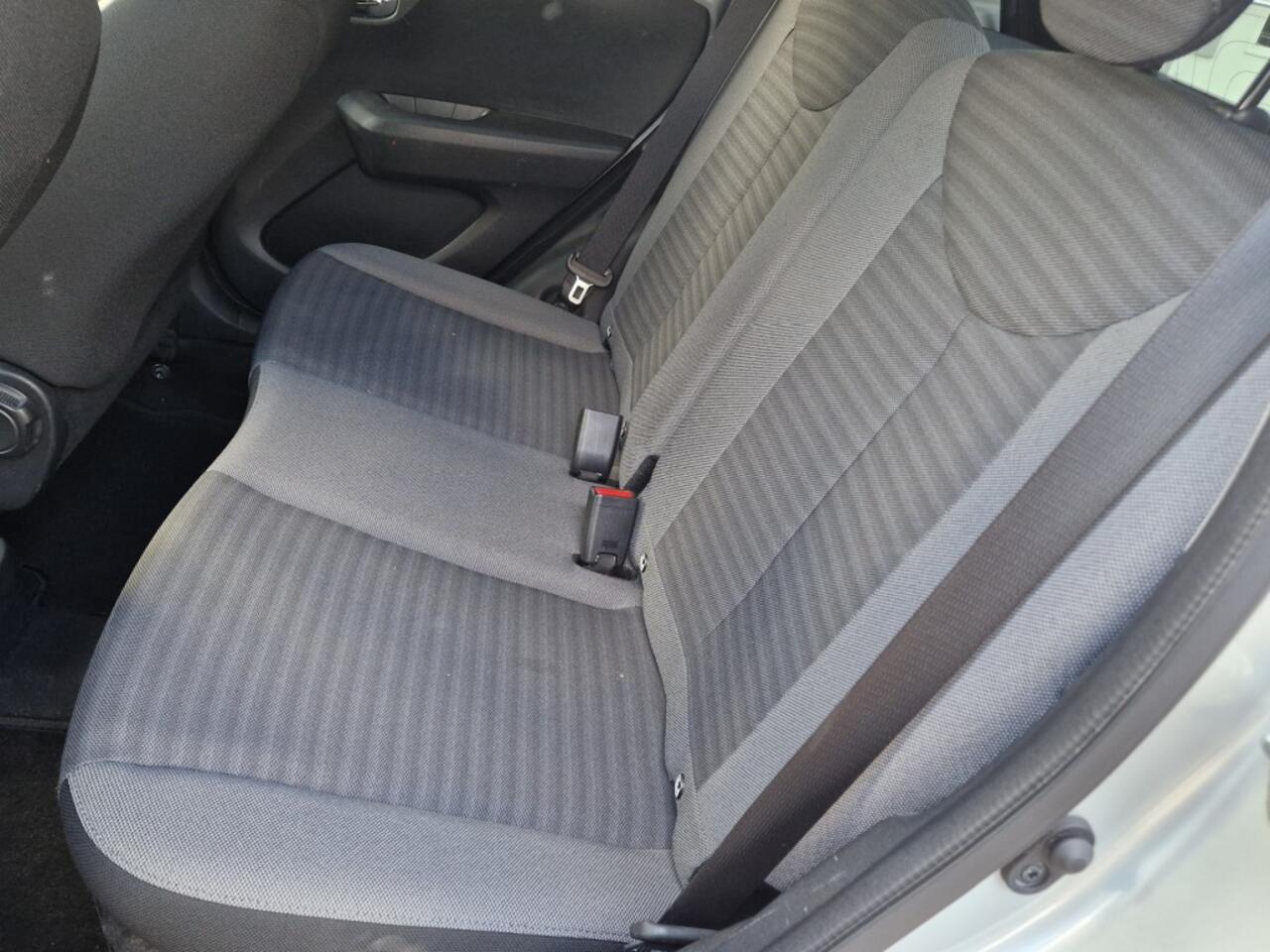 Toyota AYGO 1.0 VVT-I X-PLAY Sport Camera Climate PDC Cruise Ctrl. LM 16Zwart