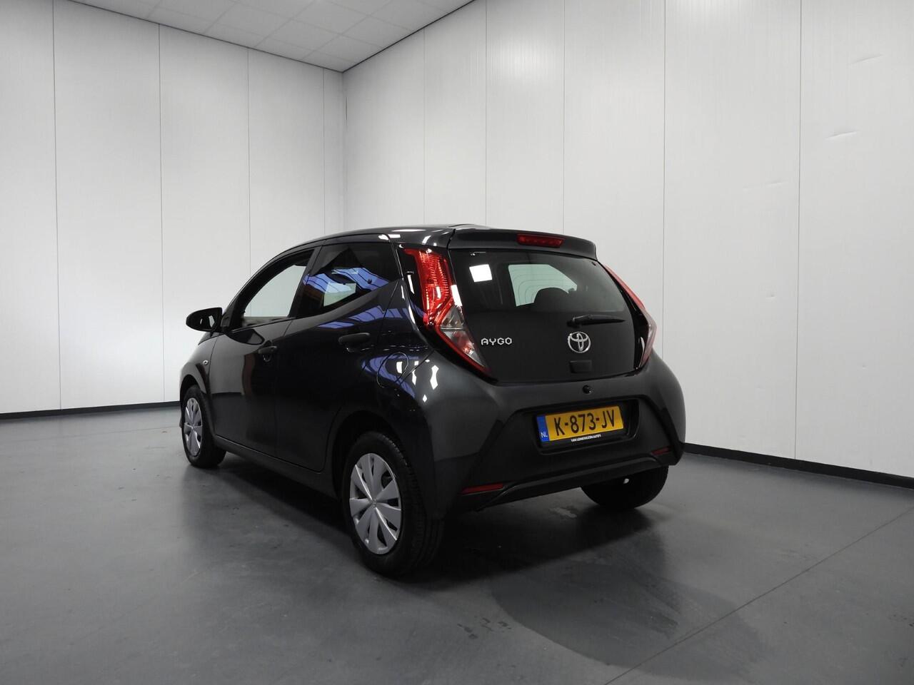 Toyota AYGO 1.0 VVT-i X-Fun AIRCO/BLUETOOTH!