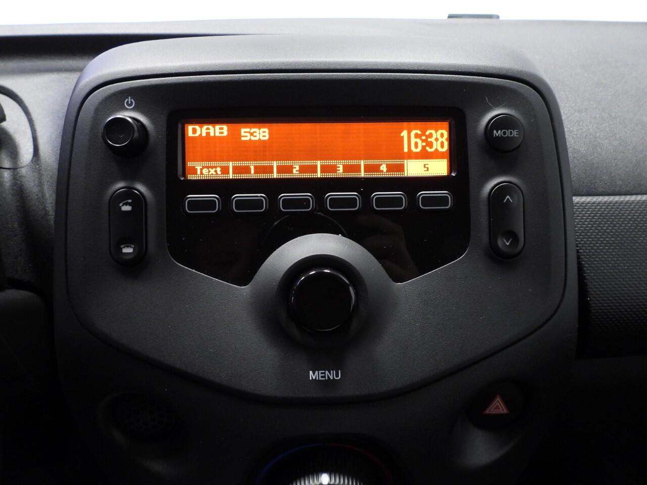 Toyota AYGO 1.0 VVT-i X-Fun AIRCO/BLUETOOTH!