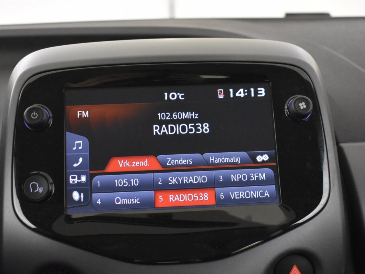 Toyota AYGO 1.0 VVT-i x-play | Carplay | Camera