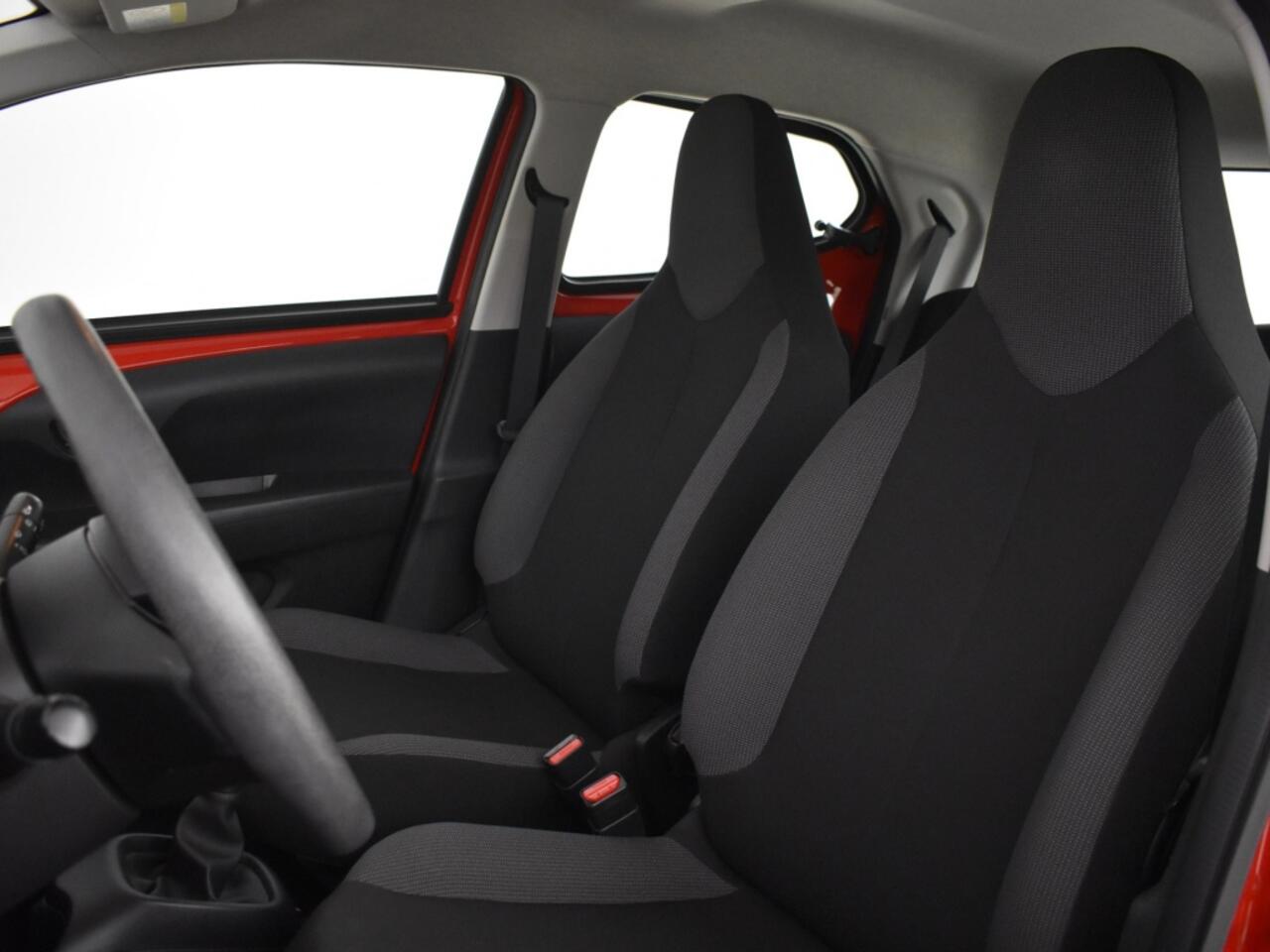 Toyota AYGO 1.0 VVT-i x-fun | Bluetooth | Airco