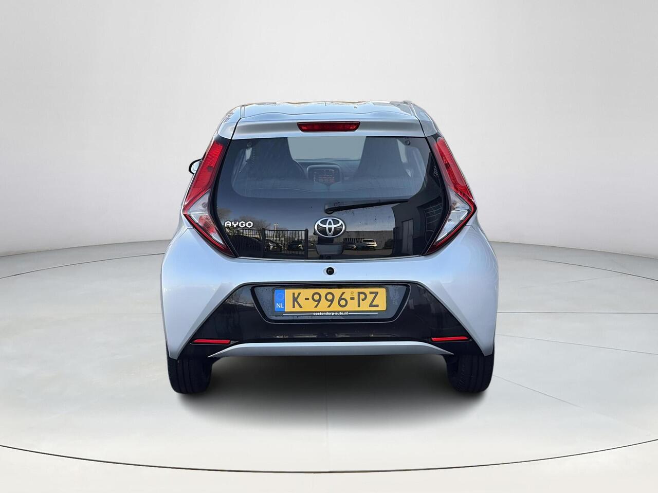 Toyota AYGO 1.0 VVT-i x-play