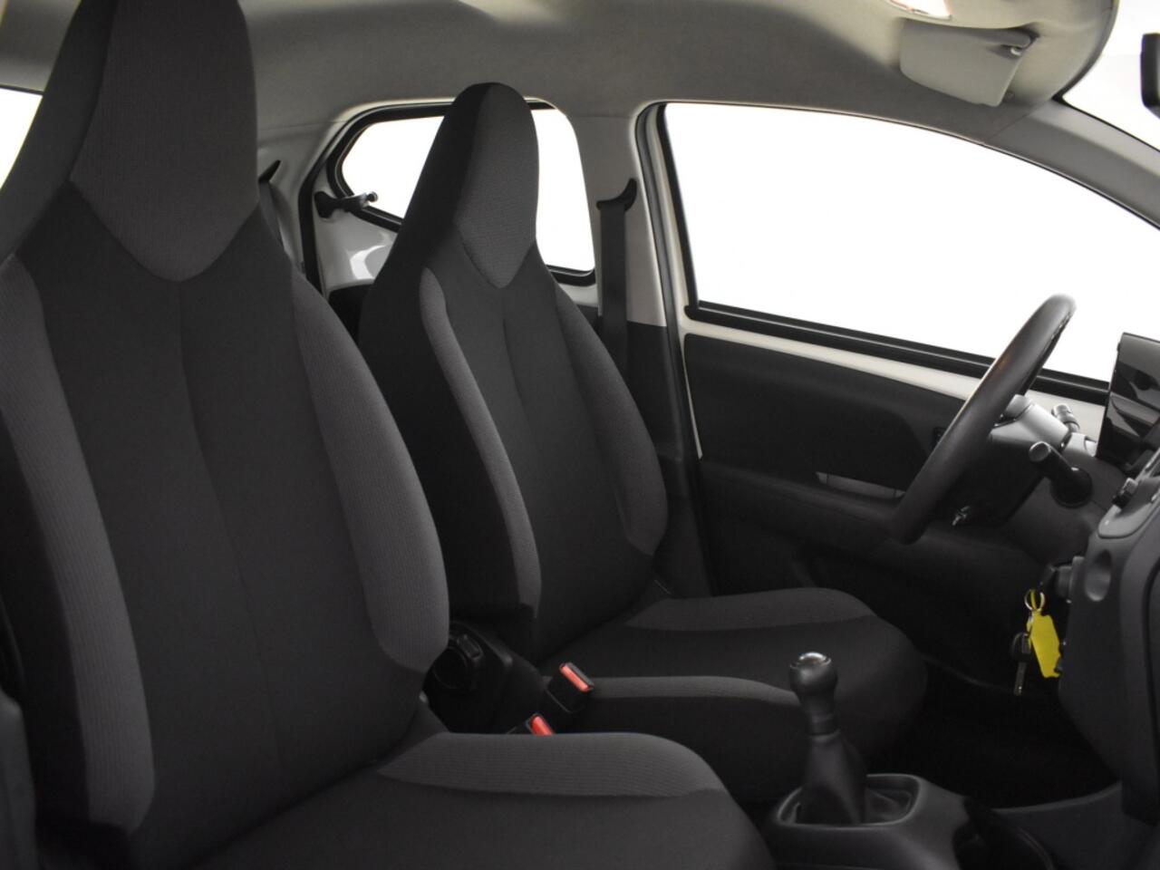 Toyota AYGO 1.0 VVT-i x-fun | Bluetooth | Airco