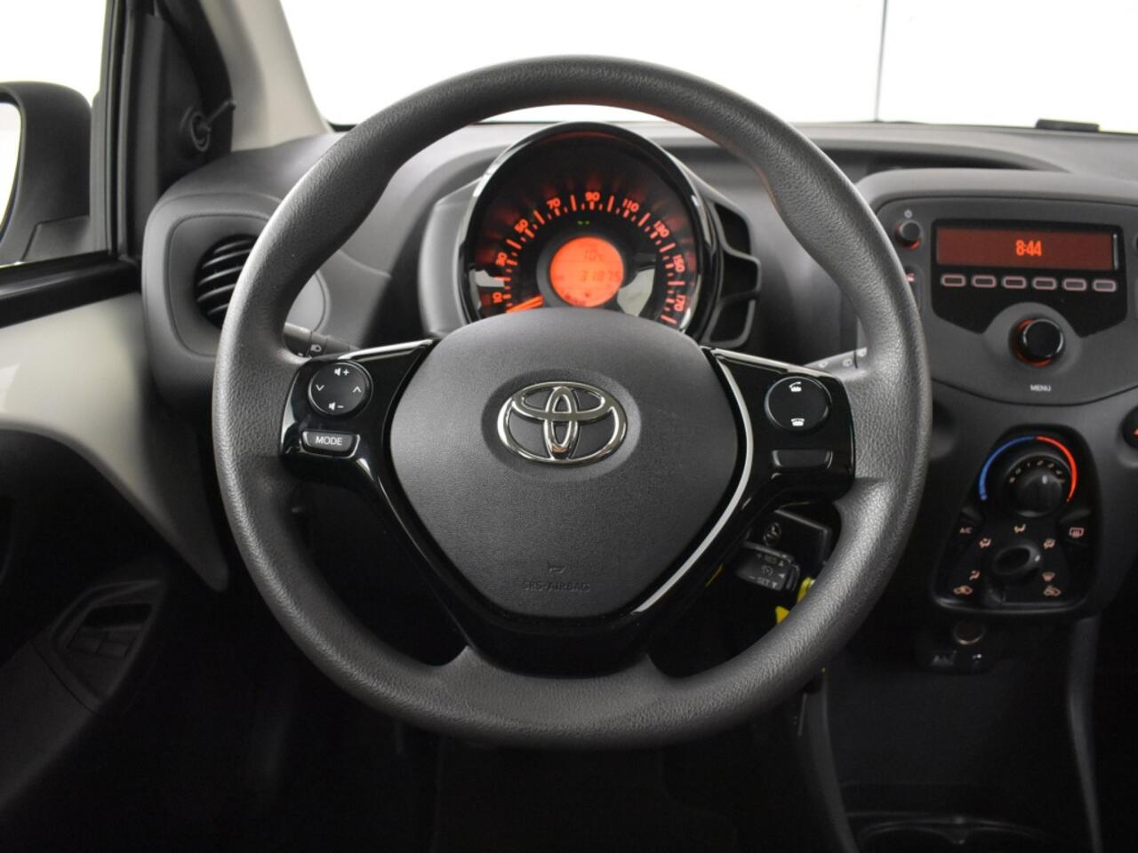 Toyota AYGO 1.0 VVT-i x-fun | Bluetooth | Airco