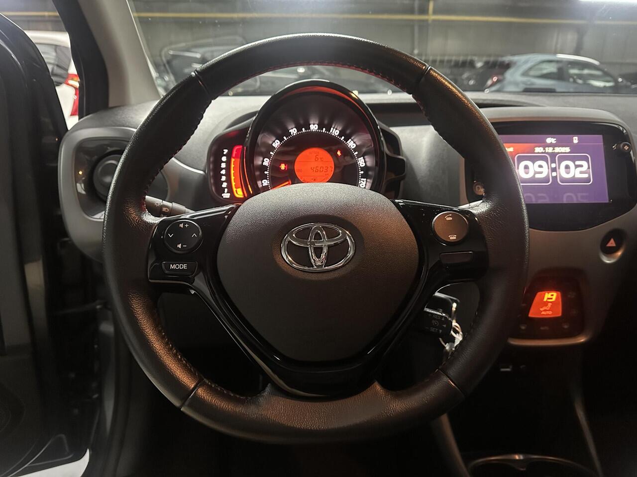 Toyota AYGO 1.0 VVT-i x-joy cabrio