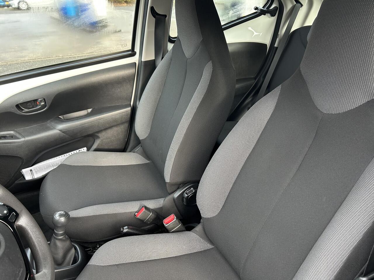 Toyota AYGO 1.0 VVT-i x-fun