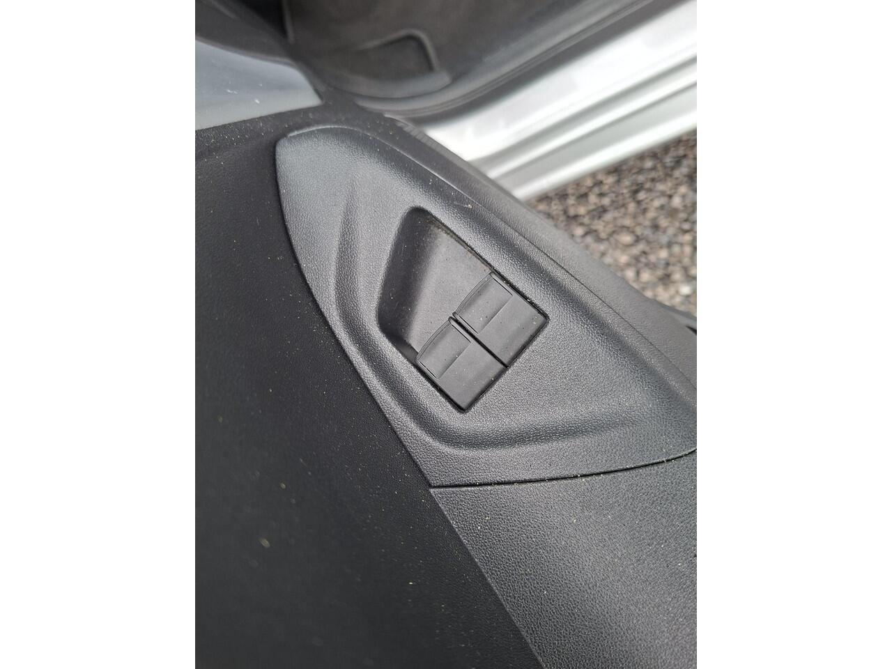 Toyota AYGO 1.0 VVT-i x-play AIRCO | NL-auto | rijklaarprijs !!