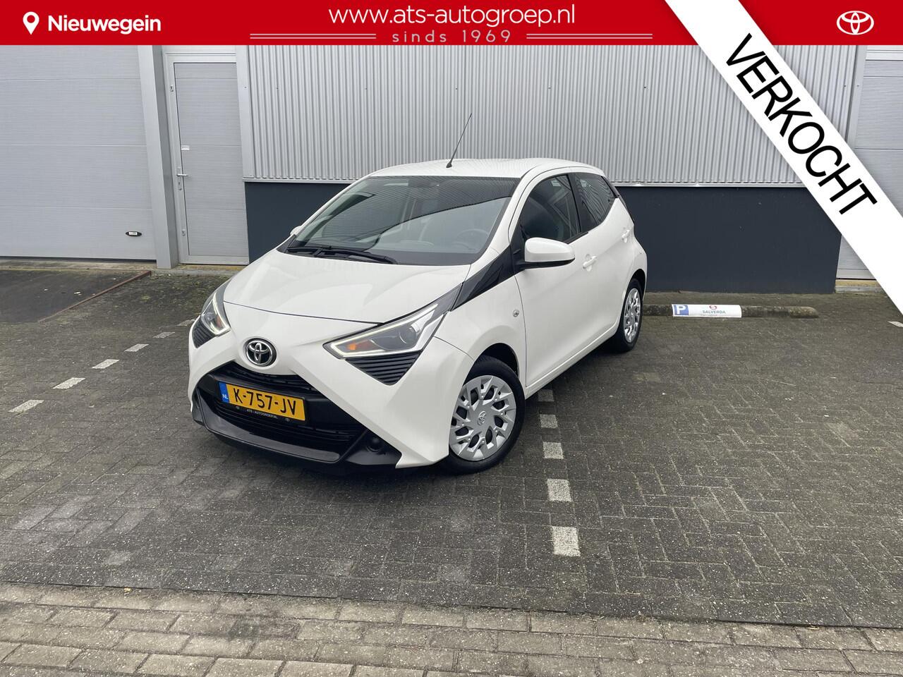 Toyota AYGO 1.0 VVT-i x-play Automaat