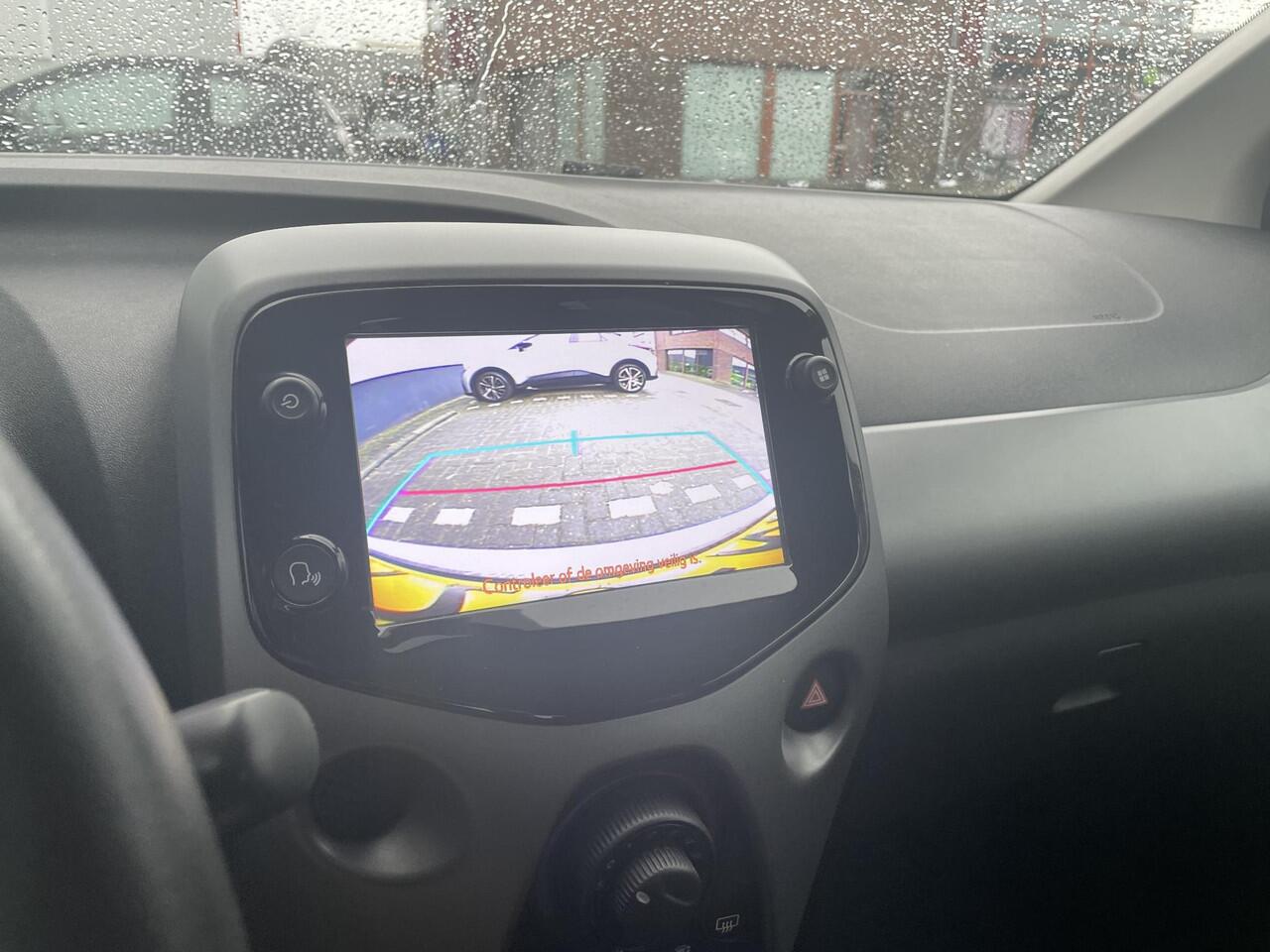 Toyota AYGO 1.0 VVT-i x-play Apple/android navigatie