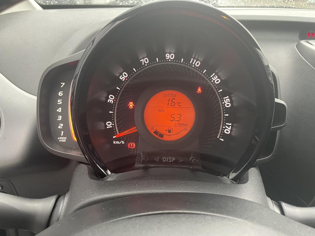 Toyota AYGO 1.0 VVT-i x-play Apple/android navigatie