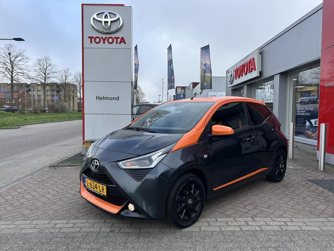 Toyota AYGO 1.0 VVT-i x-JBL | 1e eigenaar | Carplay | Climate Control