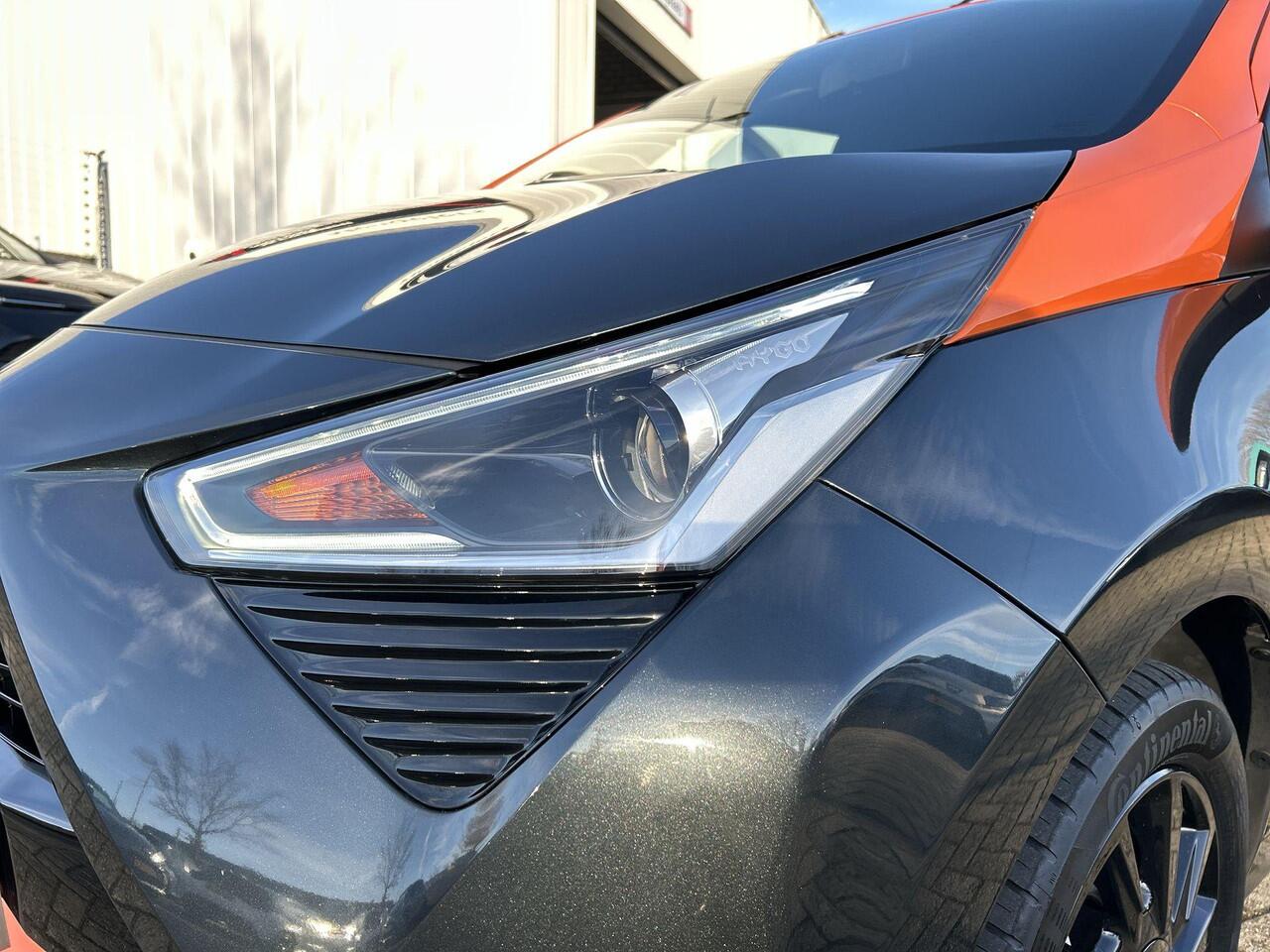 Toyota AYGO 1.0 VVT-i x-JBL Rijklaar | Climate Control | Camera | Apple Carplay - Android Auto