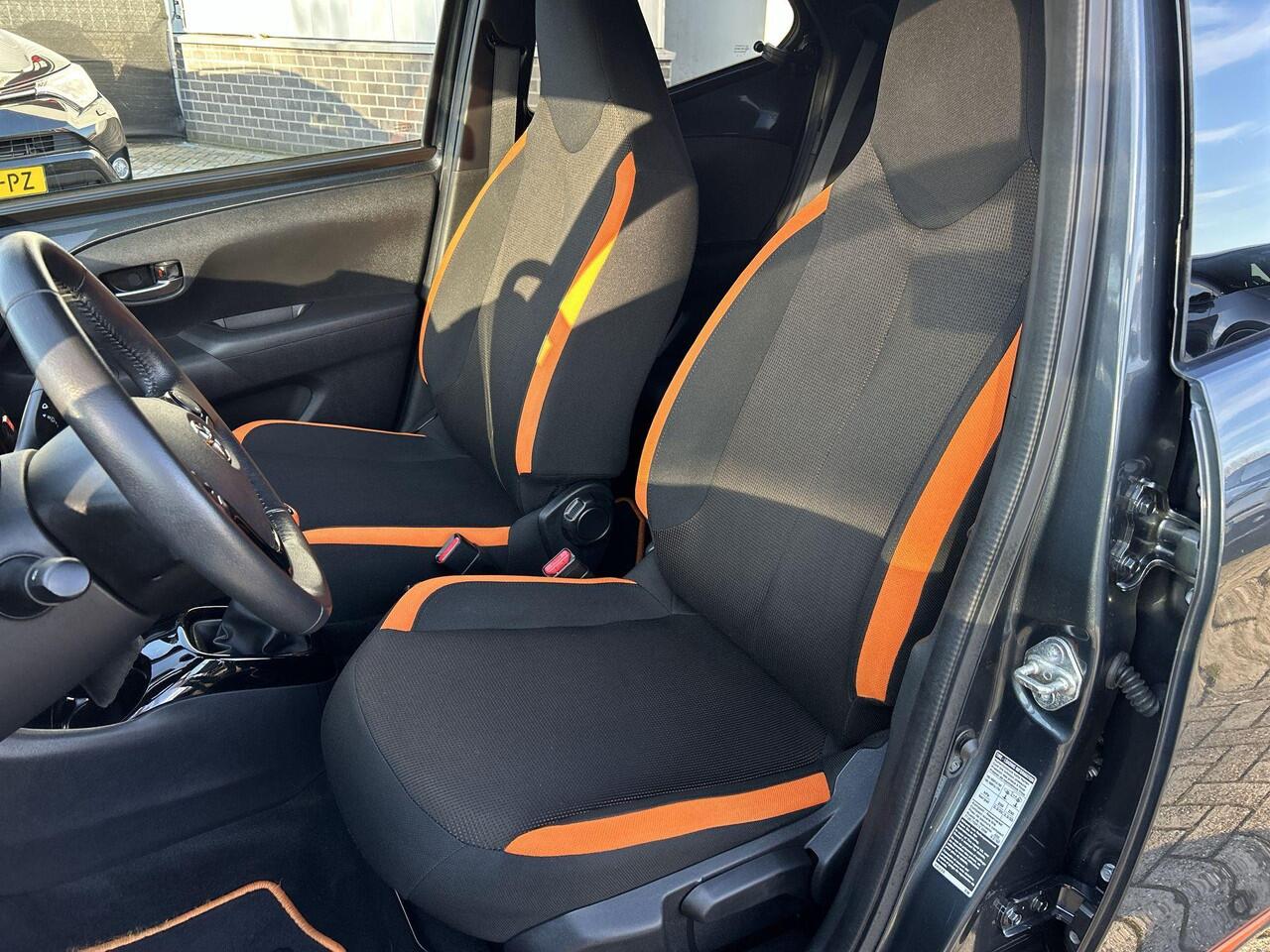 Toyota AYGO 1.0 VVT-i x-JBL Rijklaar | Climate Control | Camera | Apple Carplay - Android Auto