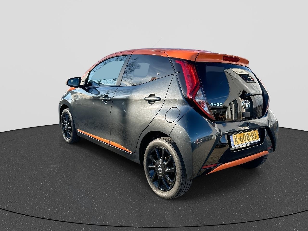Toyota AYGO 1.0 VVT-i x-JBL Rijklaar | Climate Control | Camera | Apple Carplay - Android Auto