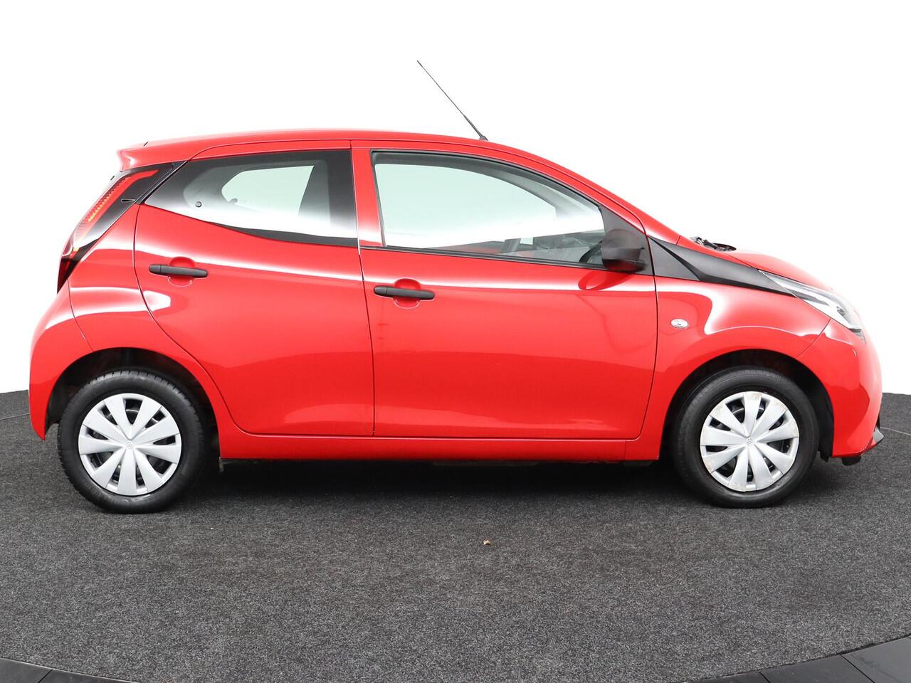 Toyota AYGO 1.0 VVT-i x-fun | Airco |