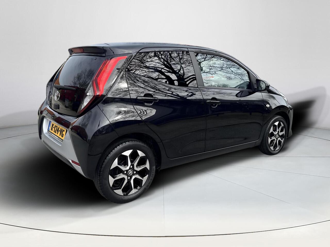 Toyota AYGO 1.0 VVT-i x-joy | 06-10141018 Voor meer informatie