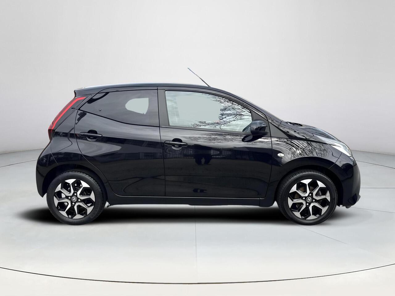 Toyota AYGO 1.0 VVT-i x-joy | 06-10141018 Voor meer informatie